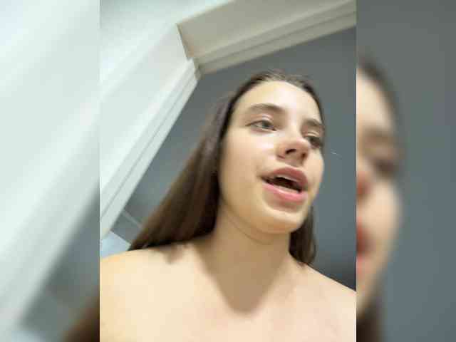 FunnyBanny0312 webcam