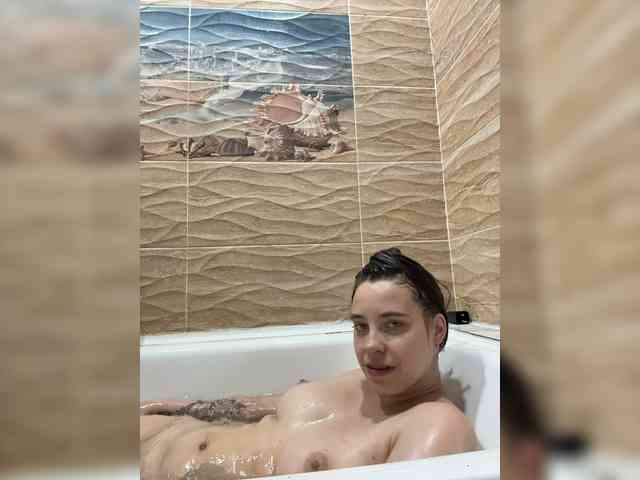 FunnyBanny0312 webcam
