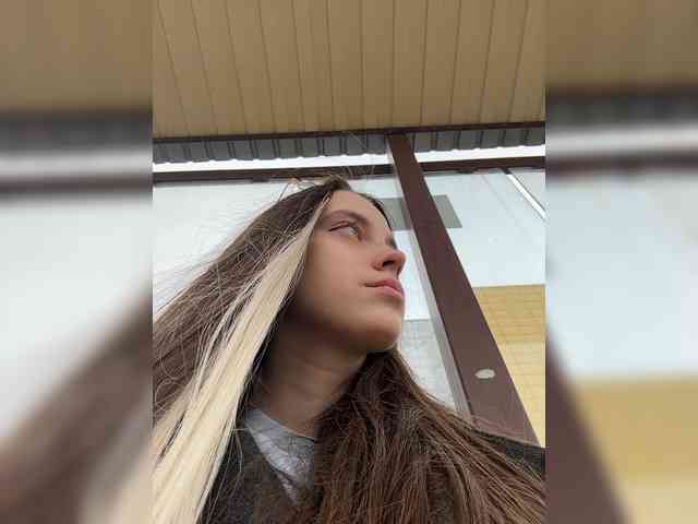 FunnyBanny0312 webcam