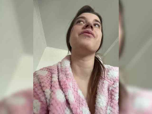 FunnyBanny0312 webcam