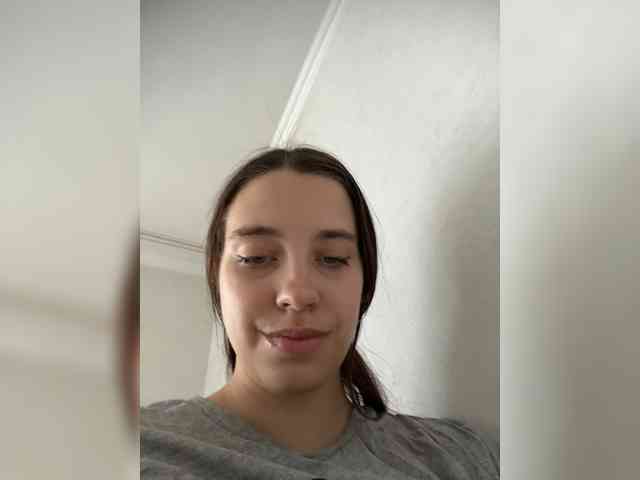 FunnyBanny0312 webcam