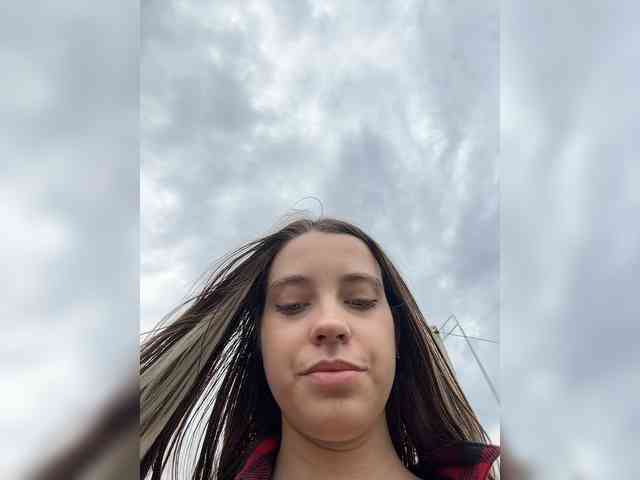 FunnyBanny0312 webcam