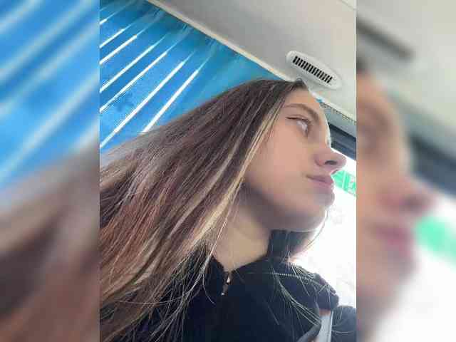 FunnyBanny0312 webcam