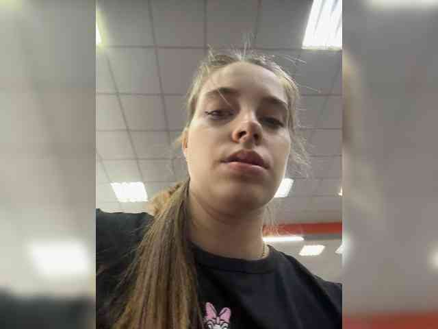 FunnyBanny0312 webcam