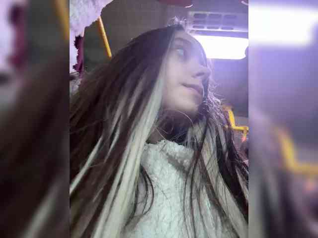 FunnyBanny0312 webcam