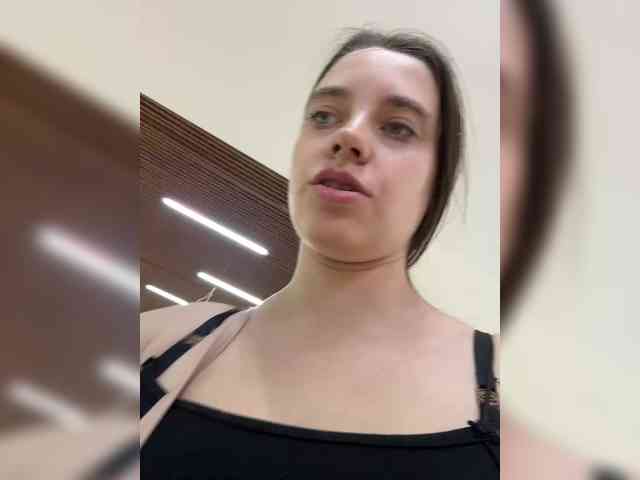 FunnyBanny0312 webcam