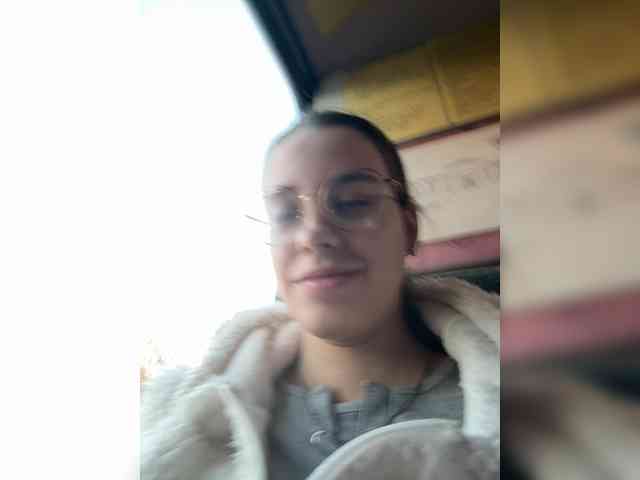 FunnyBanny0312 webcam
