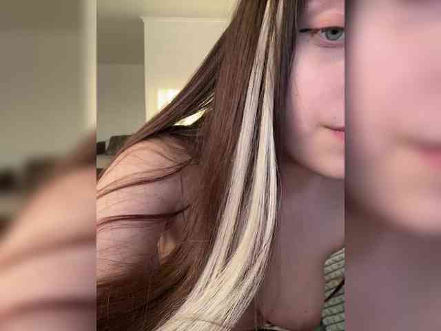 FunnyBanny0312 webcam