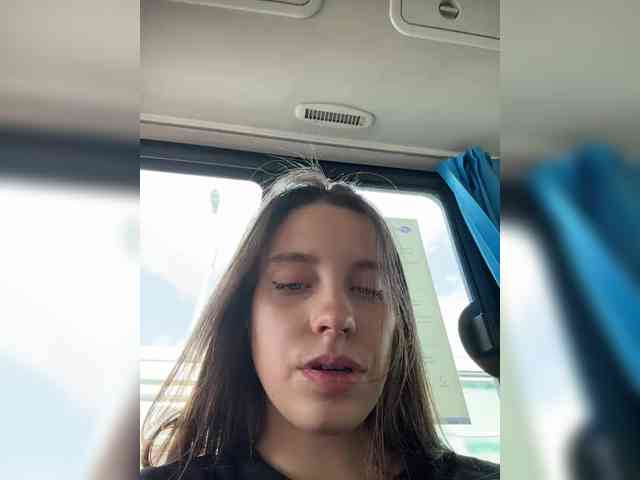 FunnyBanny0312 webcam