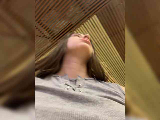 FunnyBanny0312 webcam