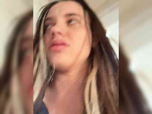 FunnyBanny0312 webcam