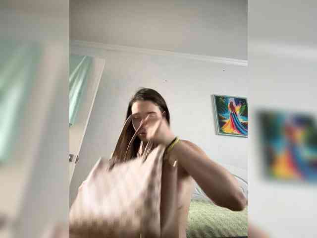 FunnyBanny0312 webcam