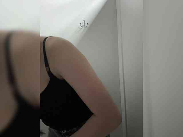 FunnyBanny0312 webcam