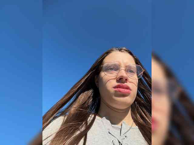 FunnyBanny0312 webcam