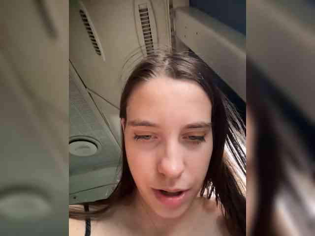 FunnyBanny0312 webcam