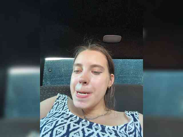 FunnyBanny0312 webcam