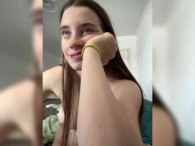 FunnyBanny0312 webcam
