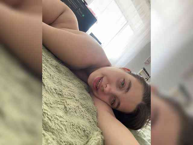 FunnyBanny0312 webcam