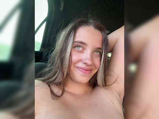 FunnyBanny0312 webcam