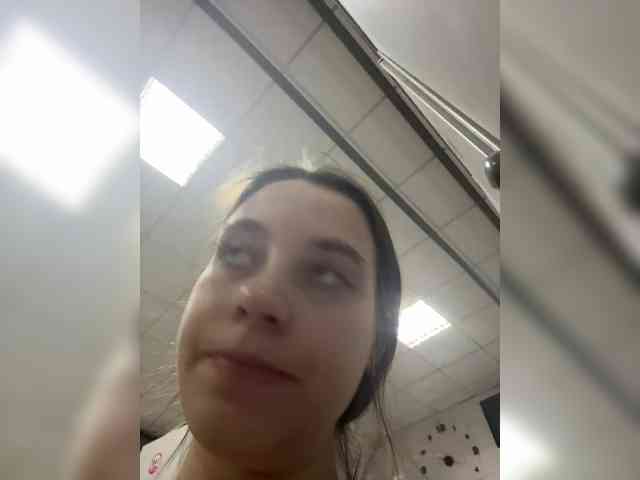 FunnyBanny0312 webcam