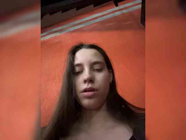 FunnyBanny0312 webcam