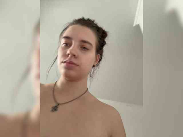 Funnybanny0312's cam show statistics and live stream