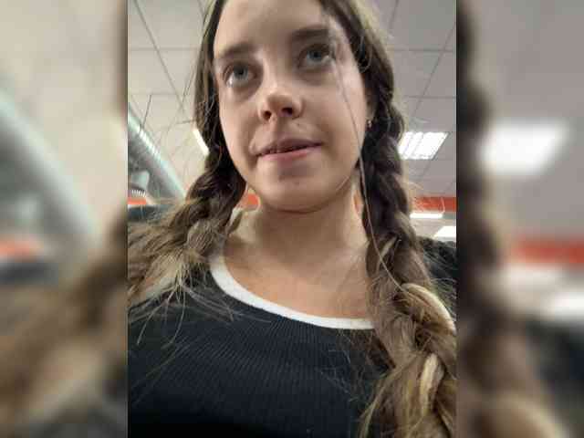 FunnyBanny0312 webcam