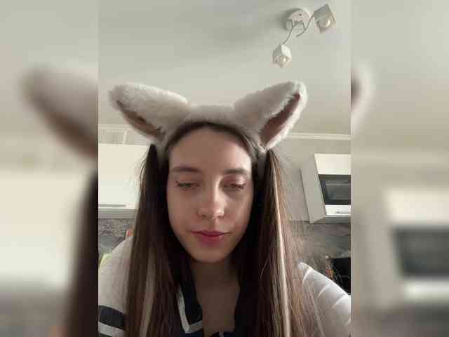 FunnyBanny0312 webcam