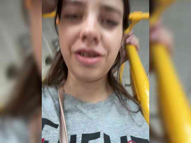 FunnyBanny0312 webcam