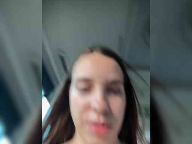 FunnyBanny0312 webcam