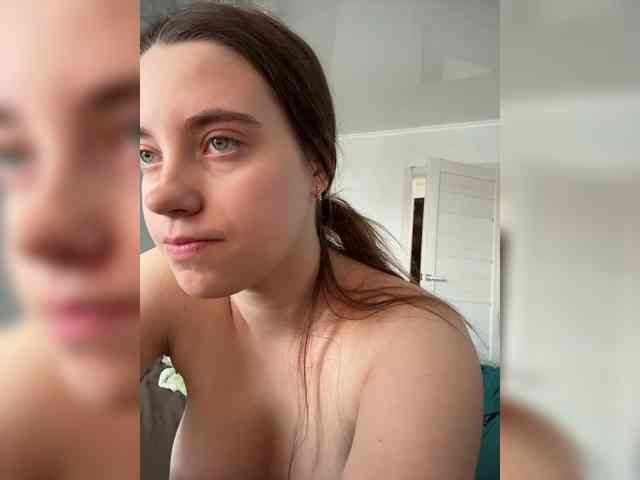 FunnyBanny0312 webcam