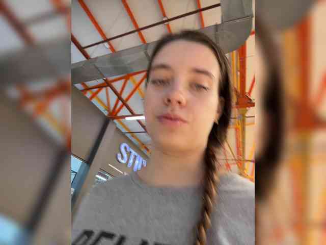 FunnyBanny0312 webcam