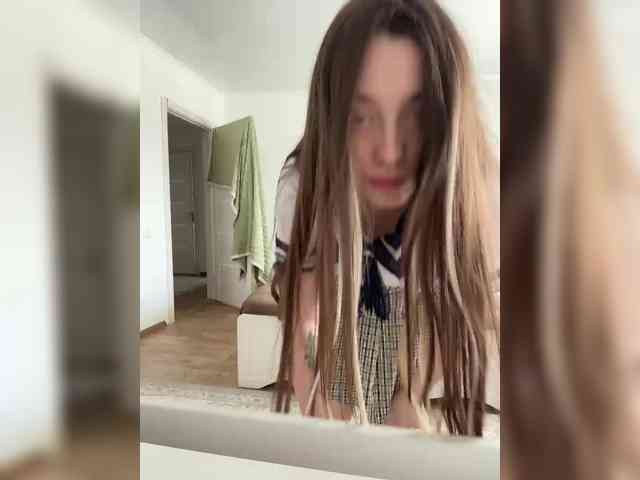 FunnyBanny0312 webcam