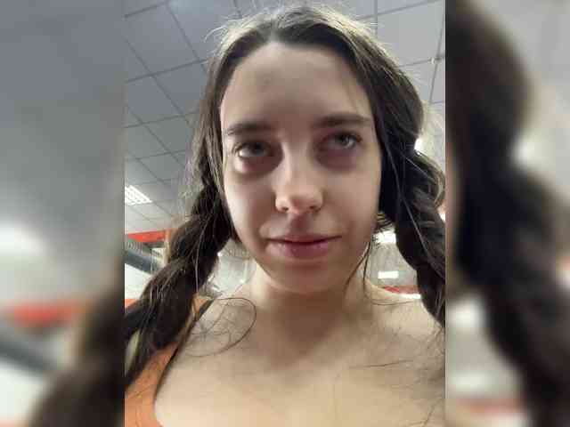 FunnyBanny0312 webcam