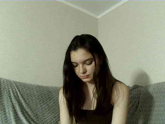 Bella1ove webcam