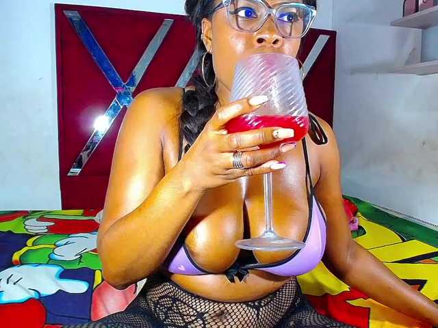 danisabrown live cam on BongaCams