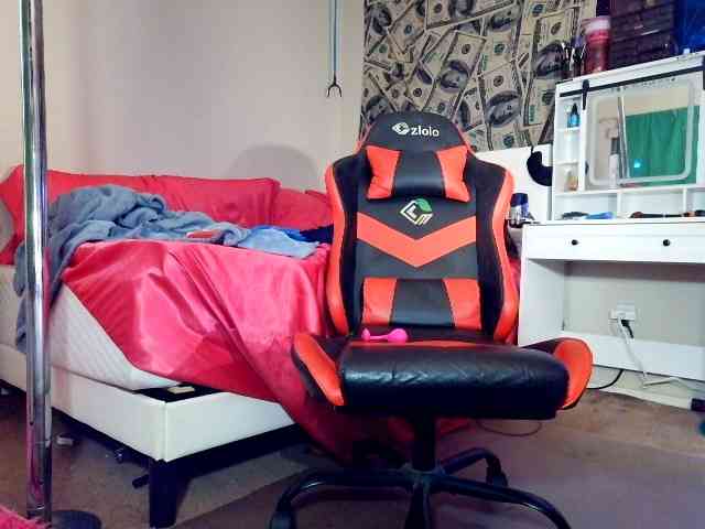 SummerCanBeBought webcam