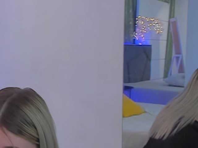 HollyTaillor live webcam show