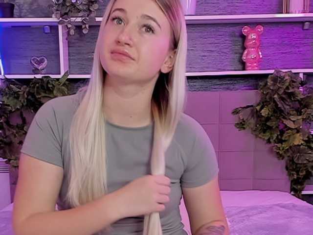 HollyTaillor