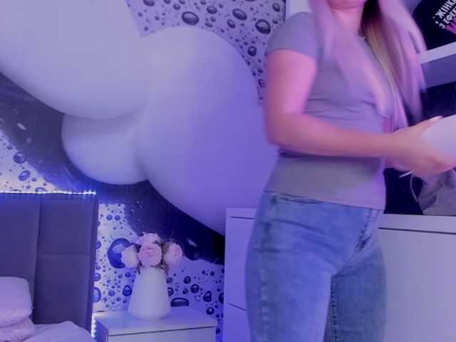 HollyTaillor