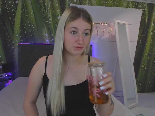HollyTaillor