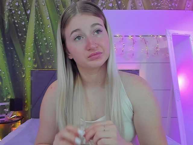 HollyTaillor