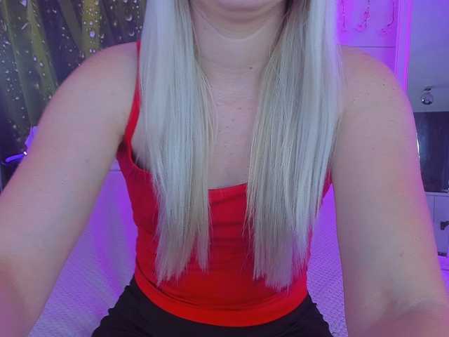 HollyTaillor live cam