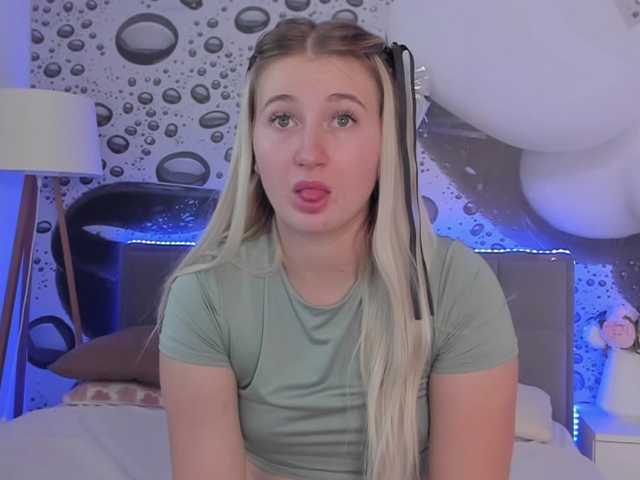 HollyTaillor