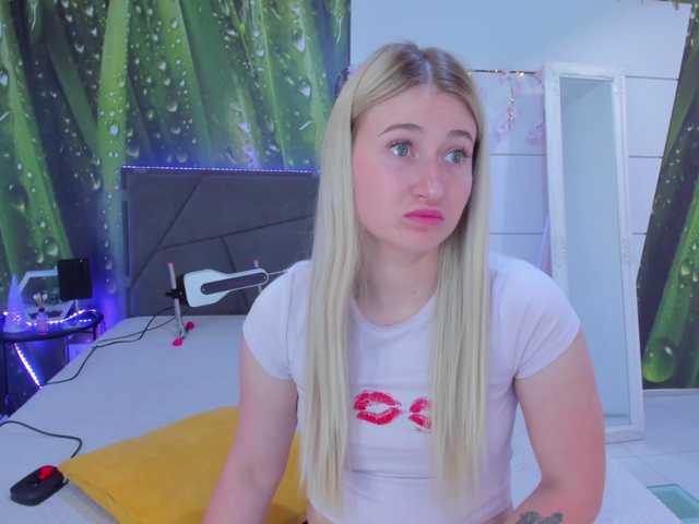 HollyTaillor