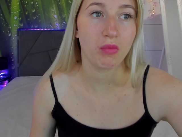 HollyTaillor