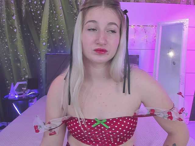 HollyTaillor