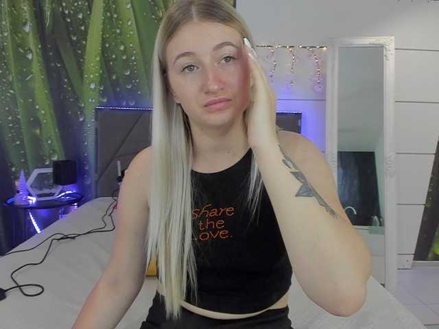 HollyTaillor