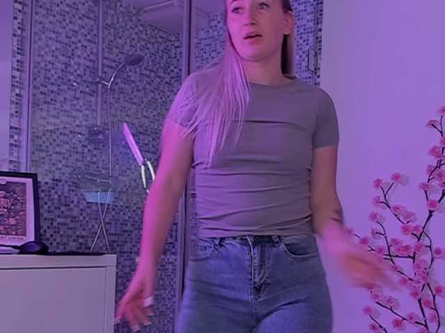 HollyTaillor