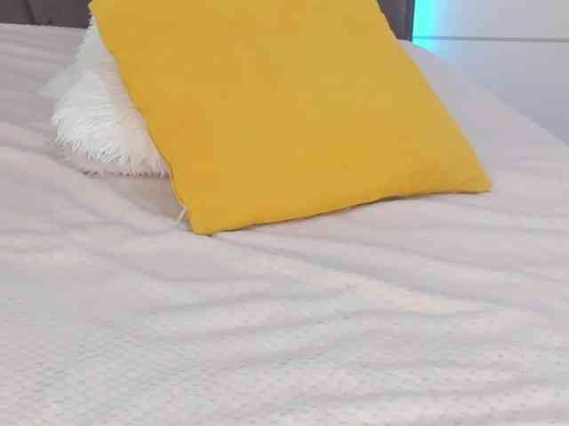 Модель: HollyTaillor